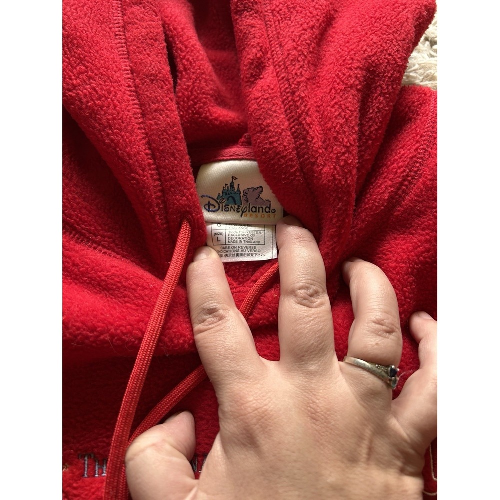 Vintage Disneyland Winnie the Pooh Fleece Hoodie Red Embroidered Size L Y2K - Picture 3 of 4